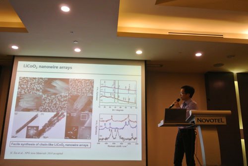 南理工研制新型電動(dòng)汽車電池：充電40分鐘跑150公里