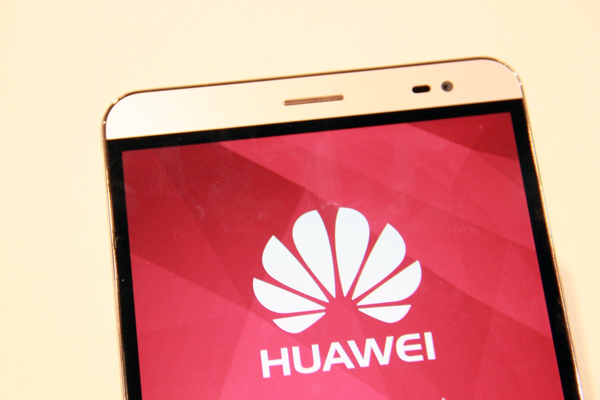 2015年Q2智能手機銷量出現(xiàn)低增長 中國首次同比減少