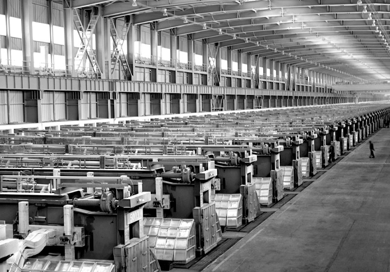 鋁價連跌 電解鋁企業自備電優勢還能維持多久？