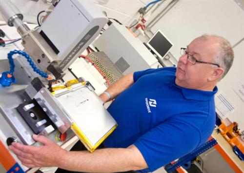 英國開發超低溫鋰硫電池 能量密度更高