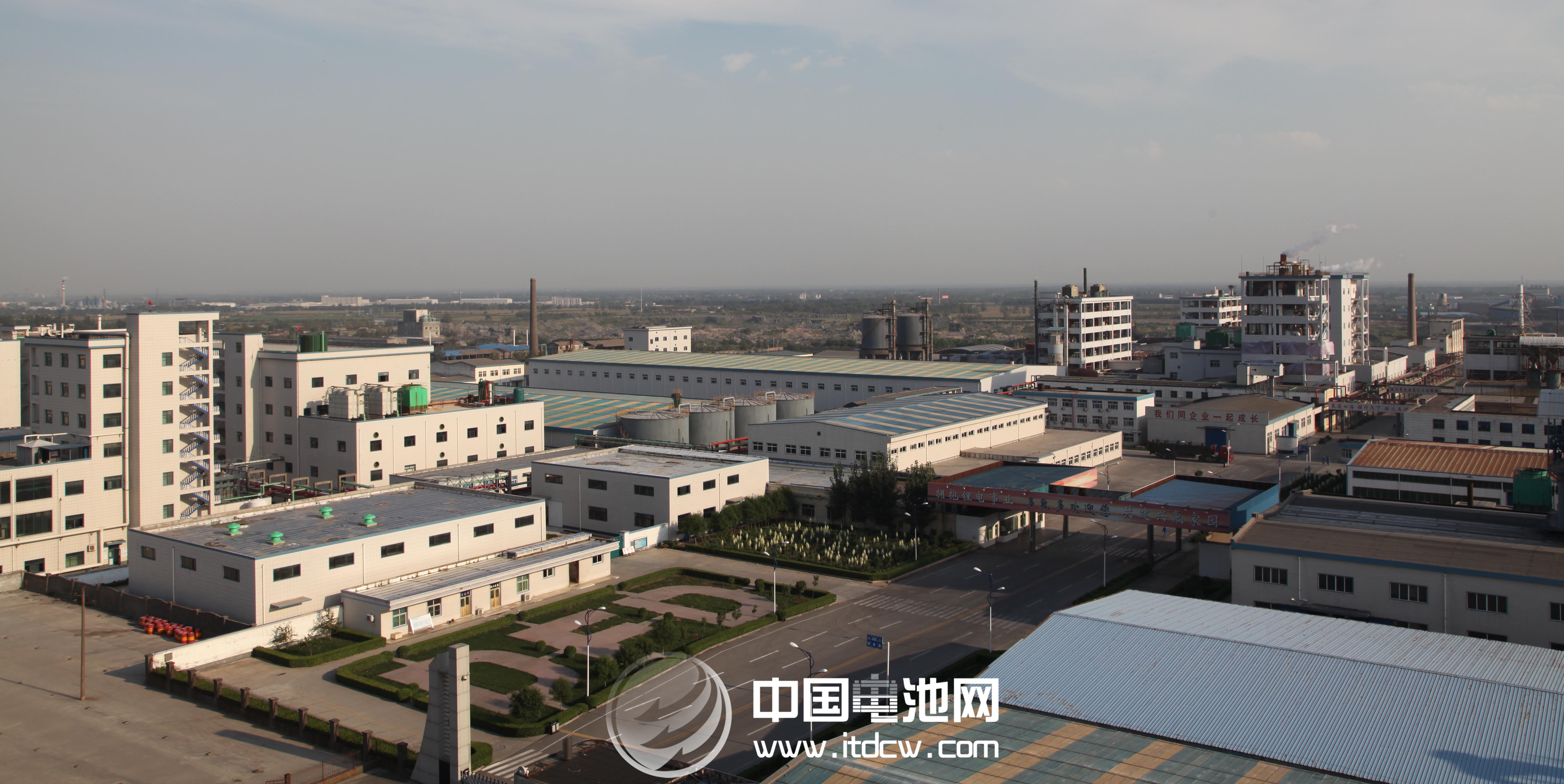 從六氟磷酸鋰殺到造電動車 多氟多迎通關(guān)挑戰(zhàn)