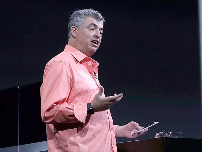 蘋(píng)果高級(jí)副總裁艾迪·庫(kù)伊