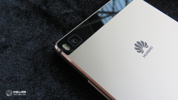 華為P8手機