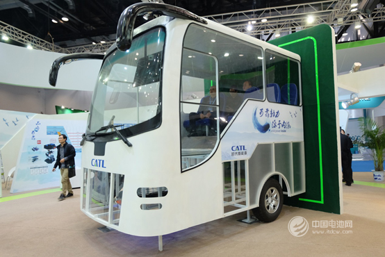 CATL驚艷金秋 新能源汽車(chē)產(chǎn)業(yè)成果展廣受關(guān)注