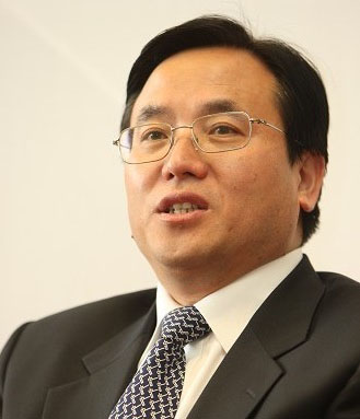 東風(fēng)汽車(chē)公司黨委副書(shū)記、董事、總經(jīng)理朱福壽