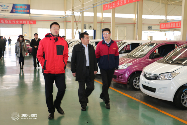 鋰電“達(dá)沃斯”秘書長于清教一行調(diào)研唐駿電動車