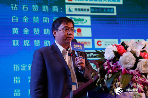 真鋰研究首席分析師、鋰電“達沃斯”學委會秘書長墨柯