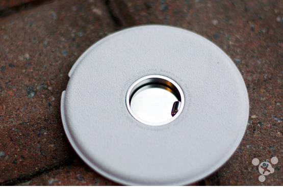 蘋果首款無線充電基座上市再遐想  iPhone會有嗎？