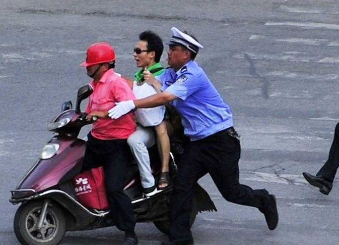 深圳抽查電動自行車及充電器 超速超重現(xiàn)象仍存