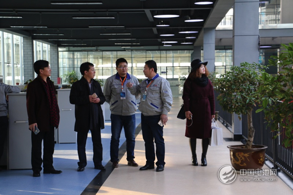 鋰電“達沃斯”秘書長于清教一行應邀調研海德新能汽車