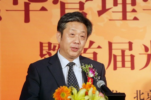 董揚(yáng)，中國(guó)汽車工業(yè)協(xié)會(huì)常務(wù)副會(huì)長(zhǎng)