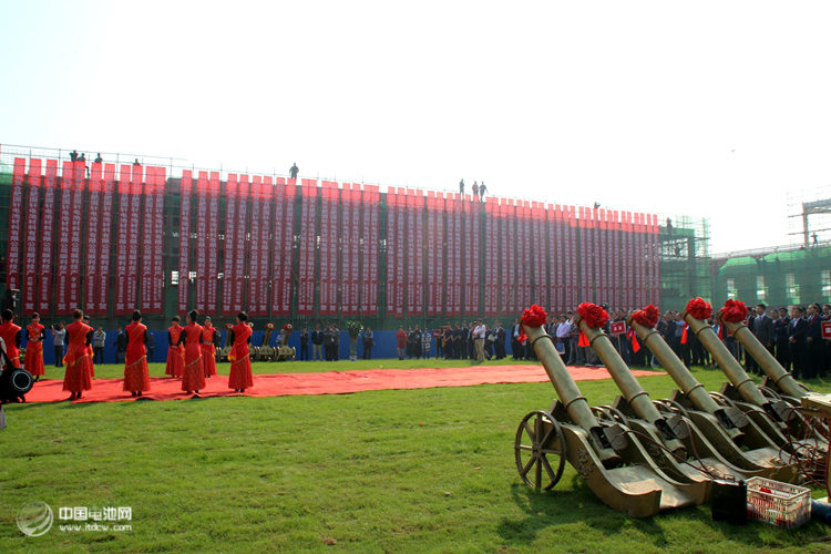 合肥國軒年產(chǎn)5萬噸磷酸鐵鋰正極材料廬江縣投產(chǎn)