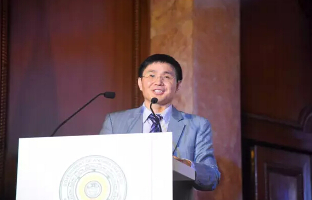 隆基股份董事長鐘寶申:單晶硅將主導光伏市場 隆基股份董事長鐘寶申:單晶硅將主導光伏市場