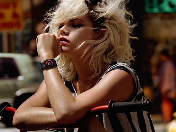 2016年可穿戴設(shè)備銷售增長18.4% 將達(dá)2.746億部