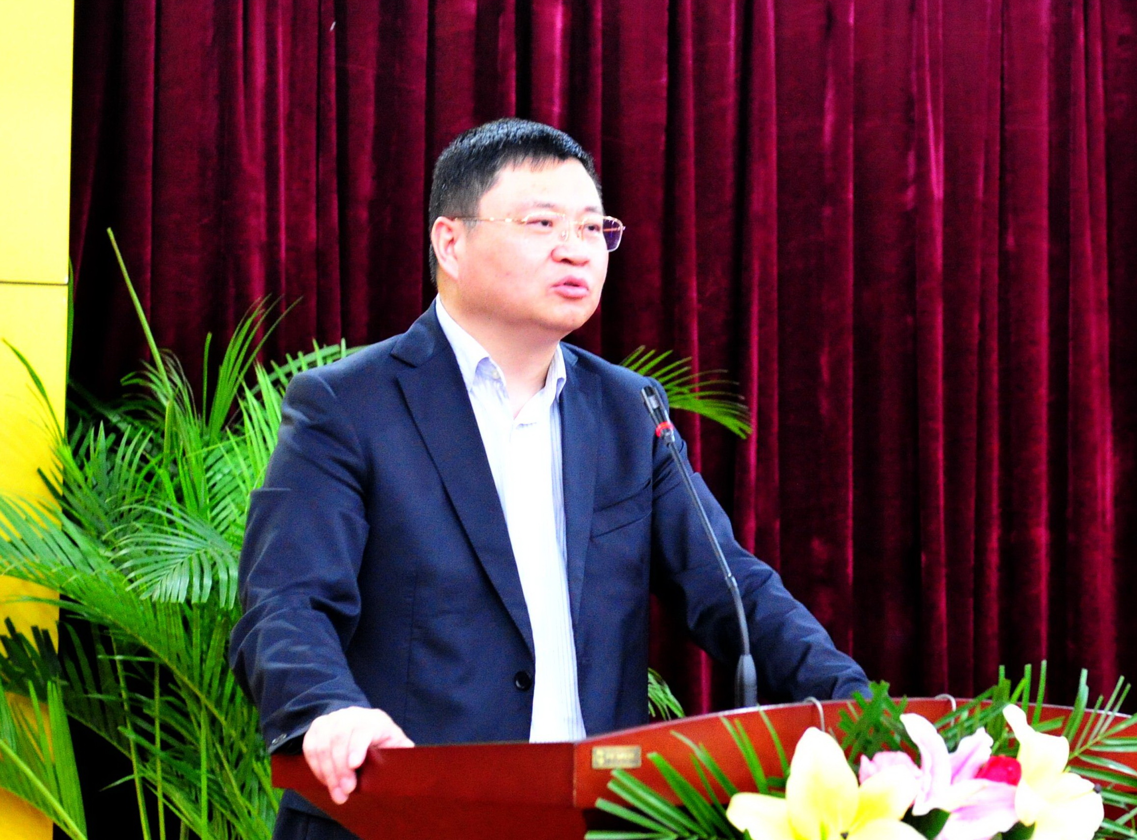 易事特董事長(zhǎng)何思模