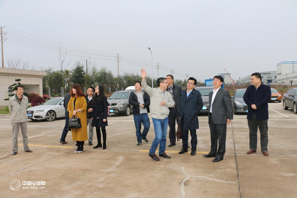 IMG_8662.JPG 調研團一行與杉杉能源相關領導合影留念