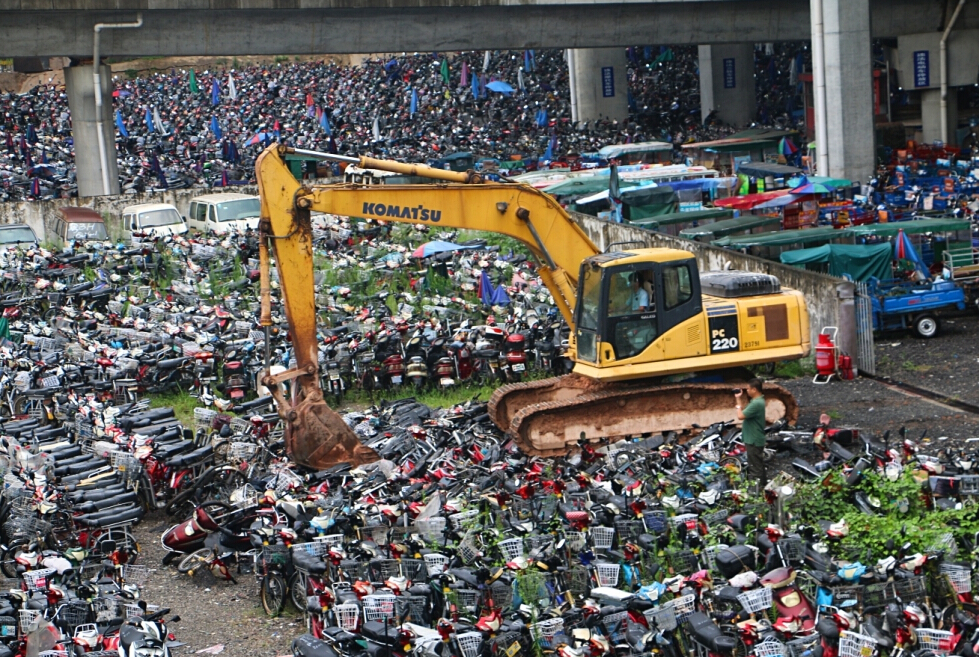 深圳史上最嚴“禁摩限電”行動 電動三輪車該不該禁？