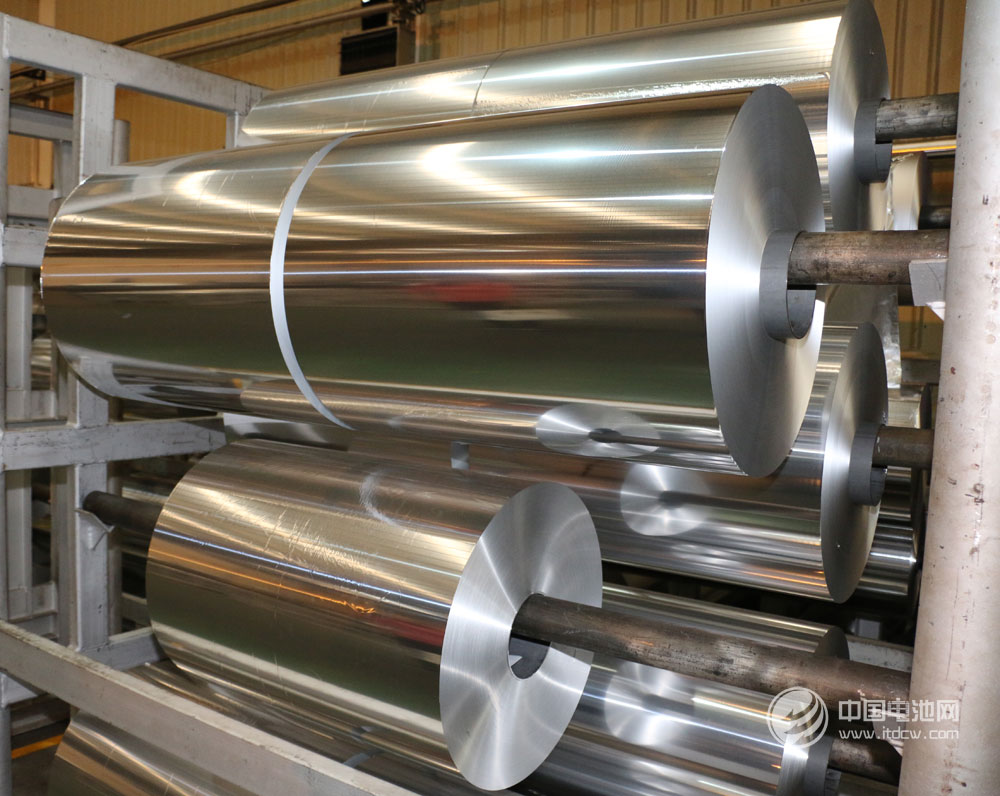 江蘇中基以生產雙零鋁箔為主