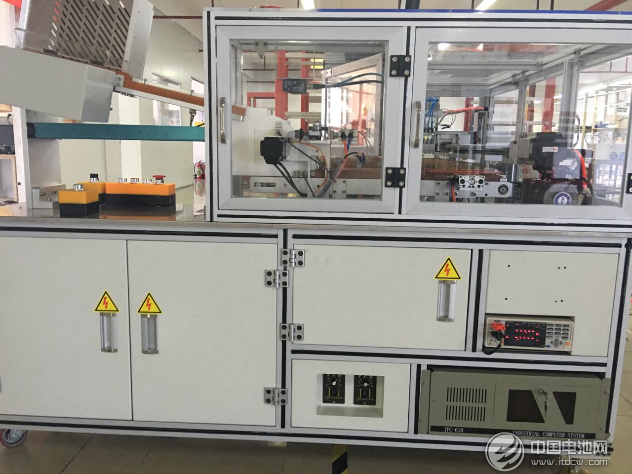 瑞能股份盛裝亮相CIBF2016 主推電池檢測設(shè)備及電池自動化生產(chǎn)系統(tǒng)