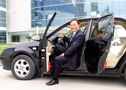 制訂五年內(nèi)產(chǎn)銷(xiāo)超百億戰(zhàn)略 李書(shū)福欲整合錢(qián)江摩托