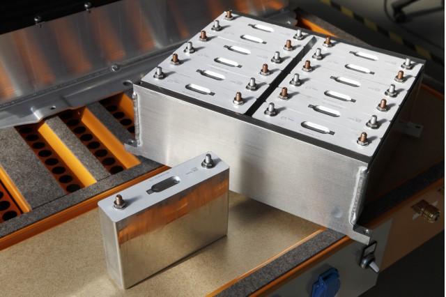 寶馬/三星/特斯拉/松下對比 哪家的電池更好？