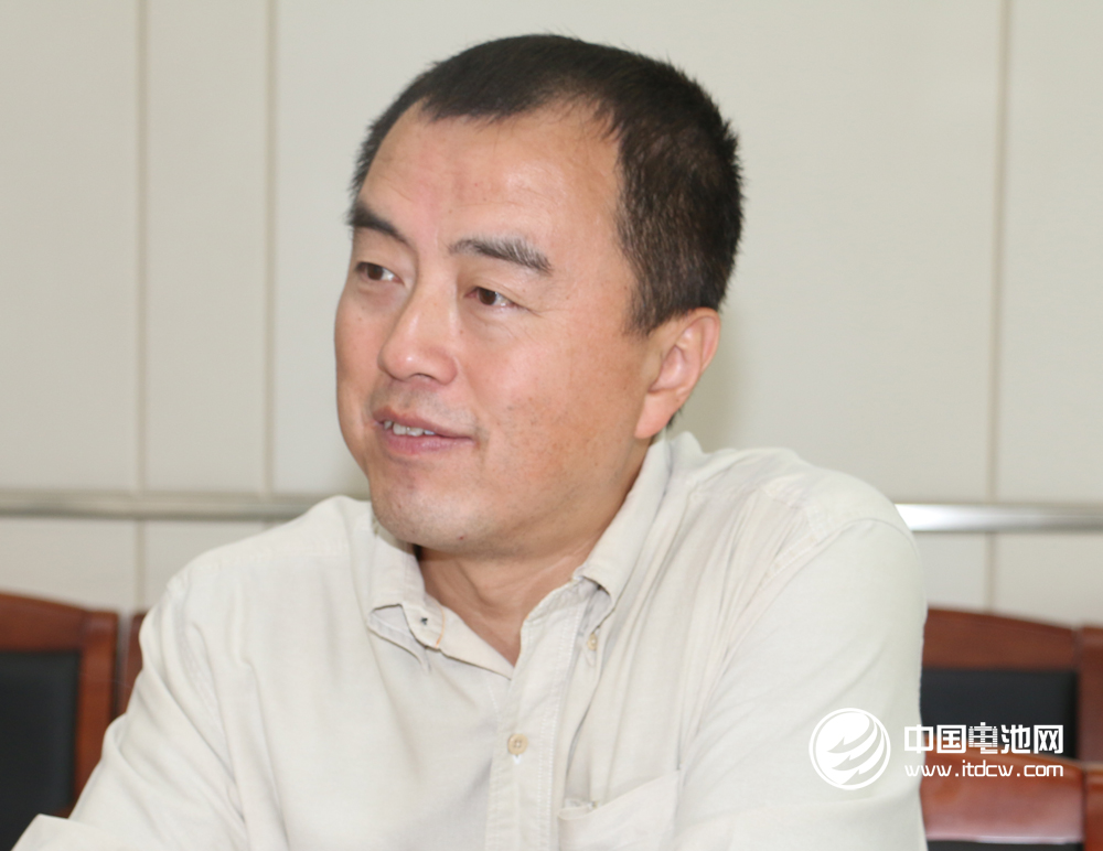 青海時(shí)代新能源儲(chǔ)能市場(chǎng)總監(jiān)王志紅