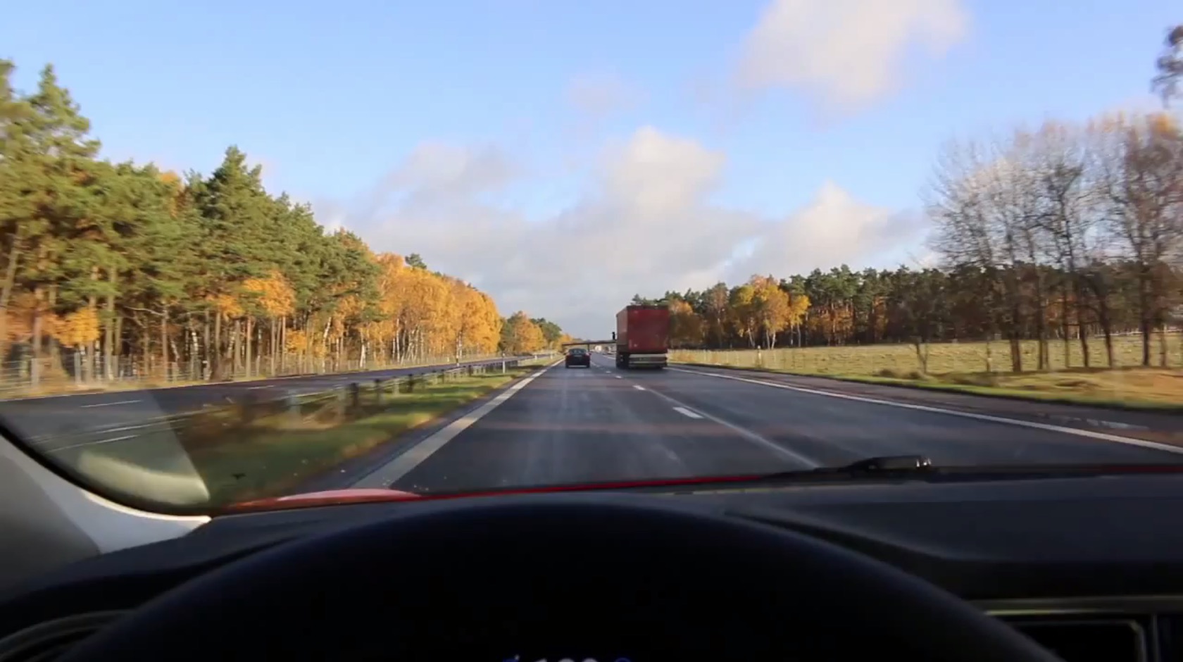 雙重保障 前所未有 特斯拉第二代自動駕駛系統曝光