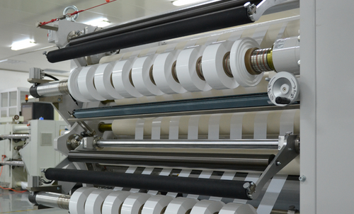 產業資本熱捧鋰電池隔膜 多家公司業績明顯增厚