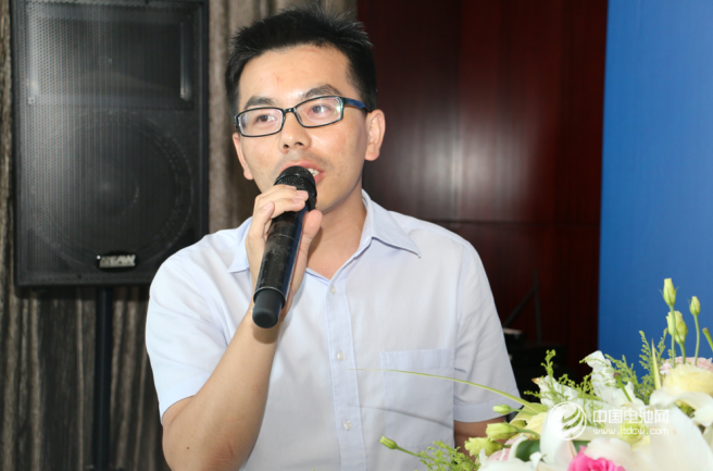 工信部賽迪電子信息產(chǎn)業(yè)研究院(賽迪顧問)投資事業(yè)部總經(jīng)理吳輝 工信部賽迪電子信息產(chǎn)業(yè)研究院(賽迪顧問)投資事業(yè)部總經(jīng)理吳輝