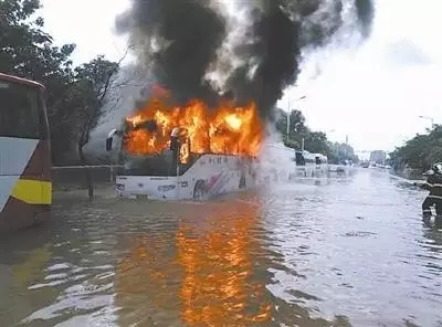 不安全 電動(dòng)汽車(chē)行業(yè)可能半途而廢! 不安全 電動(dòng)汽車(chē)行業(yè)可能半途而廢!