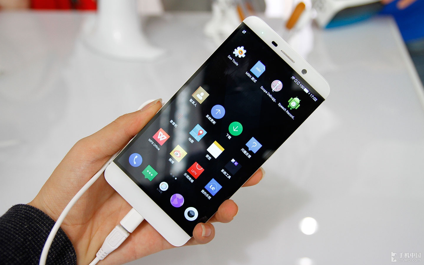 樂視Pro 3手機配5000毫安時電池 機身厚度7毫米