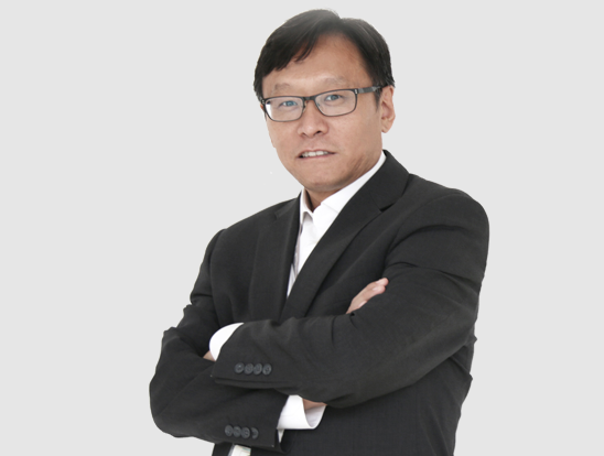 長城華冠董事長陸群