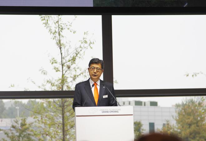 韓泰輪胎副會長兼全球首席執行官徐承和先生