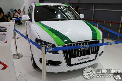 政策發力傳統燃油車限擴 新能源汽車“野蠻生長”