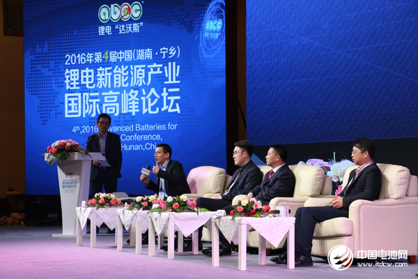 鋰電“達沃斯”智慧碰撞：電池行業(yè)如何迎接新個人消費時代？
