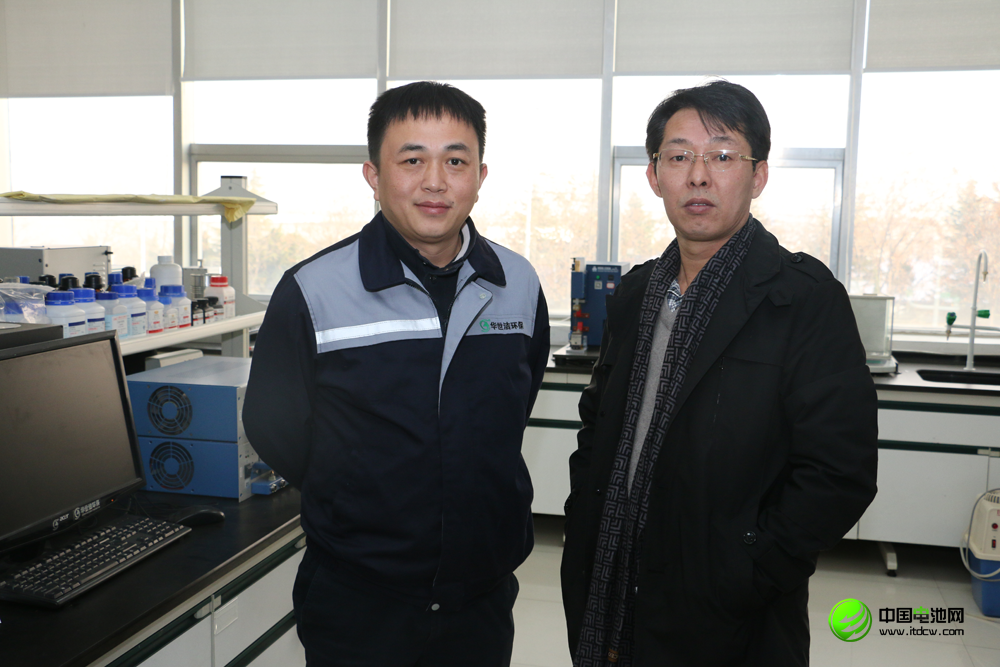 中科華聯(lián)董事長郅立鵬(左)接受中國電池網(wǎng)創(chuàng)始人于清教采訪 中科華聯(lián)董事長郅立鵬(左)接受中國電池網(wǎng)創(chuàng)始人于清教采訪