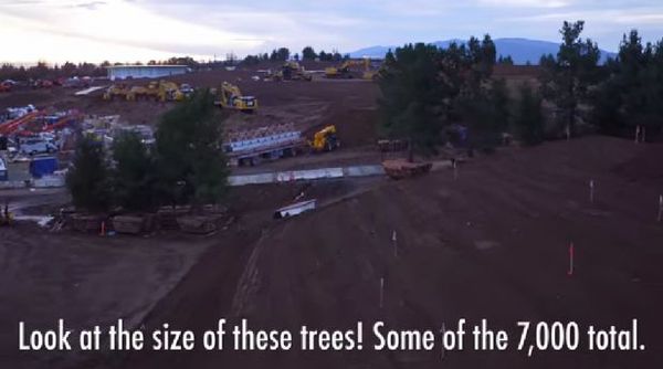 蘋果Campus 2 飛船總部4K無人機捕捉禮堂鏡頭