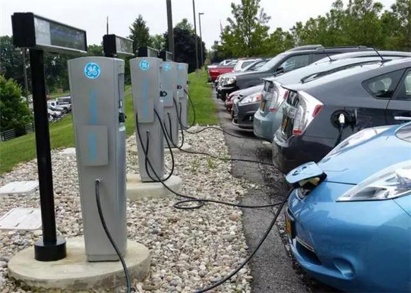 新能源汽車動力電池各有門道 特斯拉僅靠“5號電池”