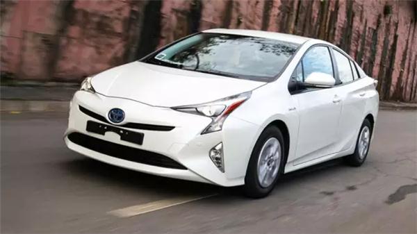 新能源汽車動(dòng)力電池各有門道 特斯拉僅靠“5號(hào)電池”