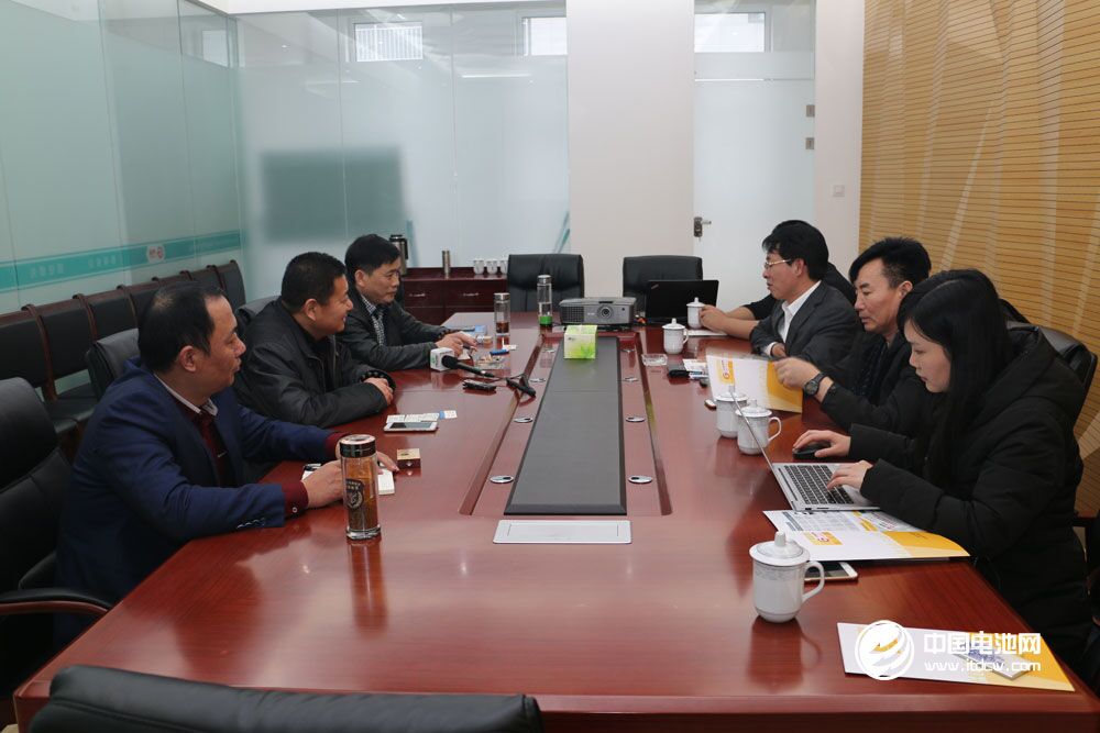 中國鋰電新能源產業鏈調研團與華高墨烯領導進行交流、座談
