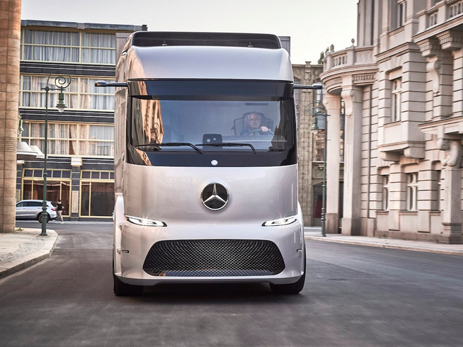 特斯拉電動汽車戰線擴大！馬斯克宣布今秋發布卡車