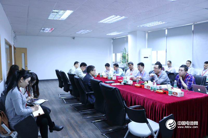 中國鋰電產(chǎn)業(yè)鏈調(diào)研團一行調(diào)研考察聯(lián)贏激光