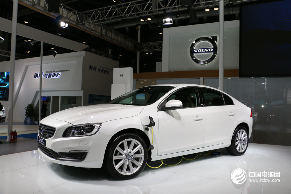 車企用“努力”告訴市場：買新能源汽車沒錯的