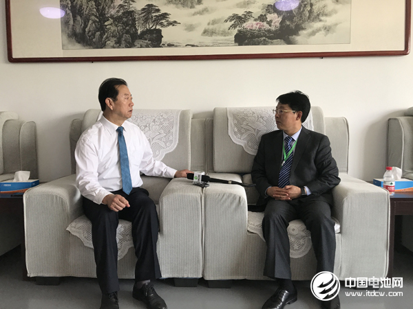 奧冠集團董事長孟繁友接受中國電池網獨家專訪