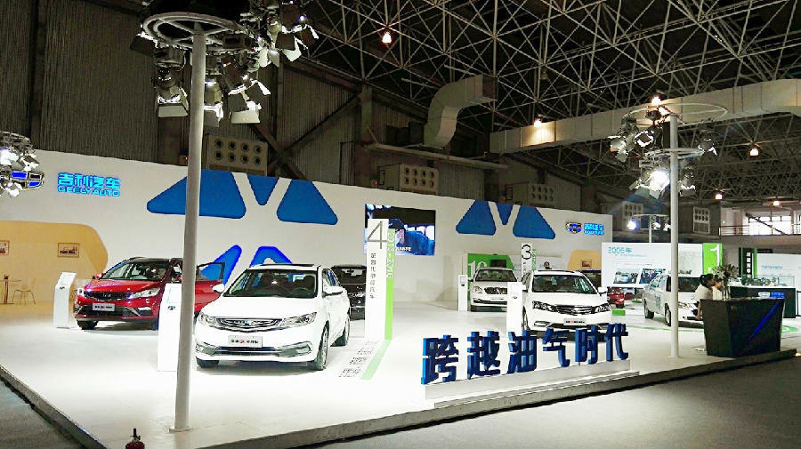 “瓶頸”仍存路在何方? 甲醇汽車發展大家談