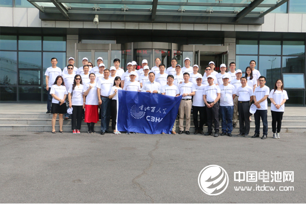 電池百人會(huì)企業(yè)家參觀遼源市汽車改裝有限公司