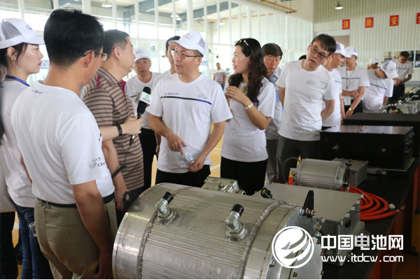 電池百人會企業家參觀匯豐電機