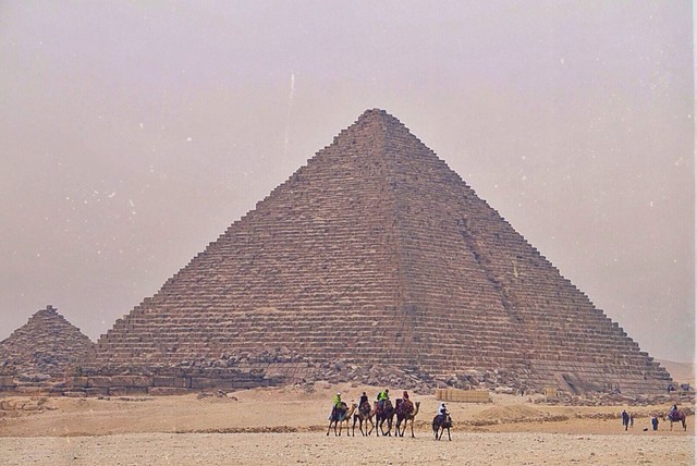 輕松讓航母上天 帶你揭秘特斯拉"超級(jí)電池" 