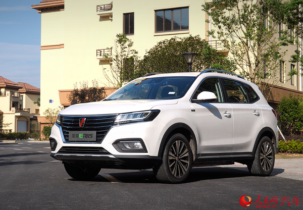 入選目錄 純電動互聯網SUV上汽榮威ERX5北京交車