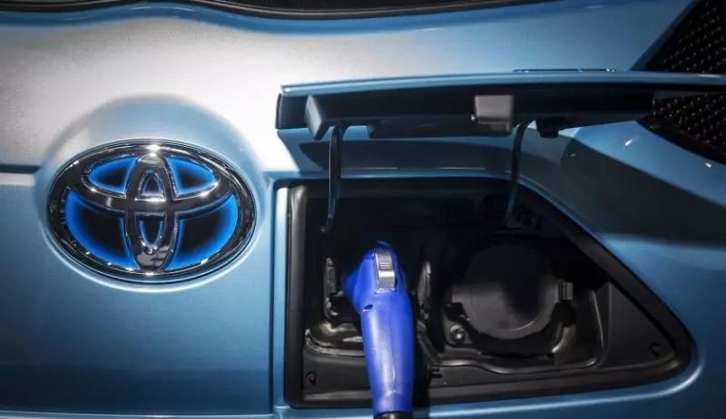 雙積分大山壓頂 新能源合資潮即將席卷2018？